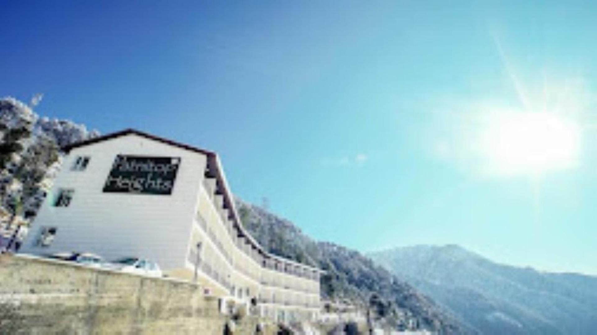 Hotel Patnitop Heights Exterior foto